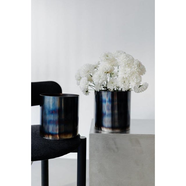 Loto Medium Planter in Burned Steel by Form & Eisen For Sale - Image 10 of 15