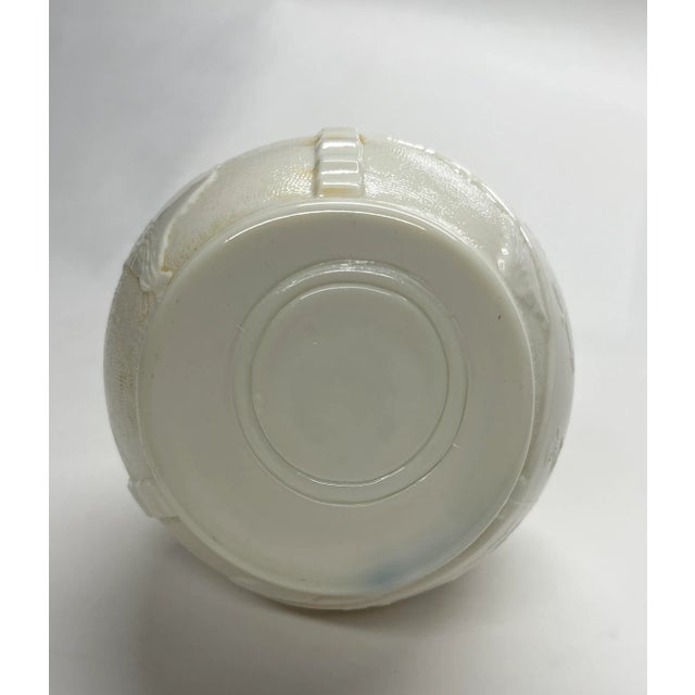 Glass 1939 New York World's Fair Milk Glass Bottle For Sale - Image 7 of 8