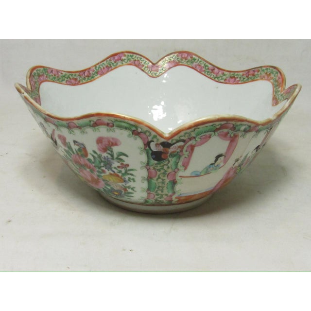 Raspberry Pink Chinese Famille Rose Porcelain Bowl For Sale - Image 8 of 12