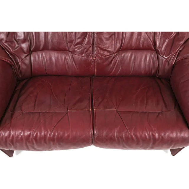 Mid Century Modern Scandinavian Leather Loveseat / Sofa For Sale In New York - Image 6 of 8