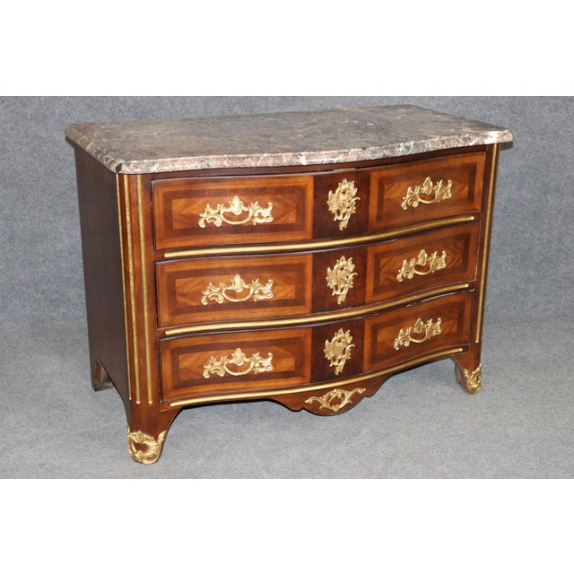 Pair e.j Victor Regency Style Brass Mounted Marble Top Commodes For Sale In Philadelphia - Image 6 of 9