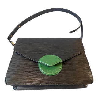 An Authentic 1993 Louis Vuitton Black and Green Epi Leather Hoche Shoulder Bag 4 For Sale