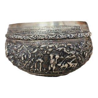 Late 19th Century Burmese Silver Offering Bowl For Sale