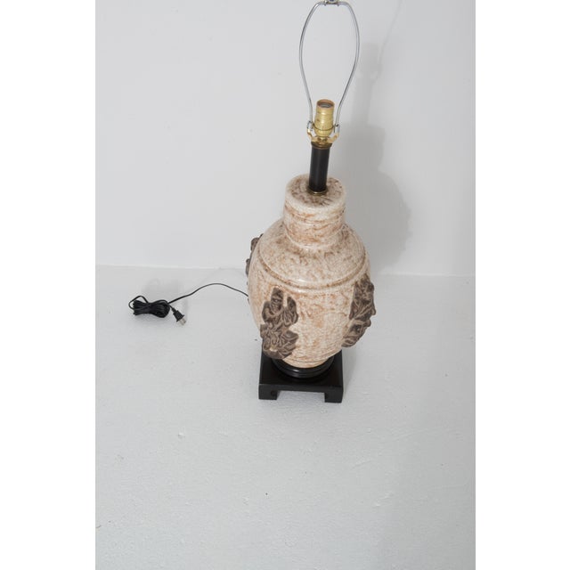 1960s Large Scale Zaccagnini Chinoiserie Table Lamp, Ceramic & Wood For Sale In New York - Image 6 of 13