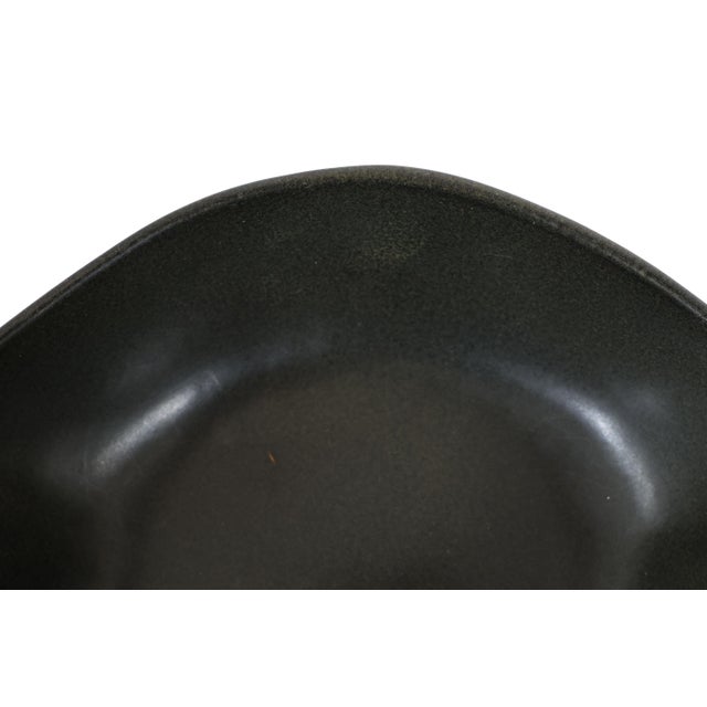 1950s 1950s Ben Seibel Raymor for Roseville Pottery Modern Stoneware Serving Dish #183 For Sale - Image 5 of 7