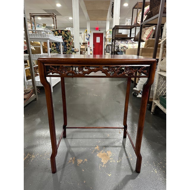 Early 20th Century Chinese Antique Hongmu Rosewood Nesting Tables, Set of 4 For Sale - Image 5 of 12