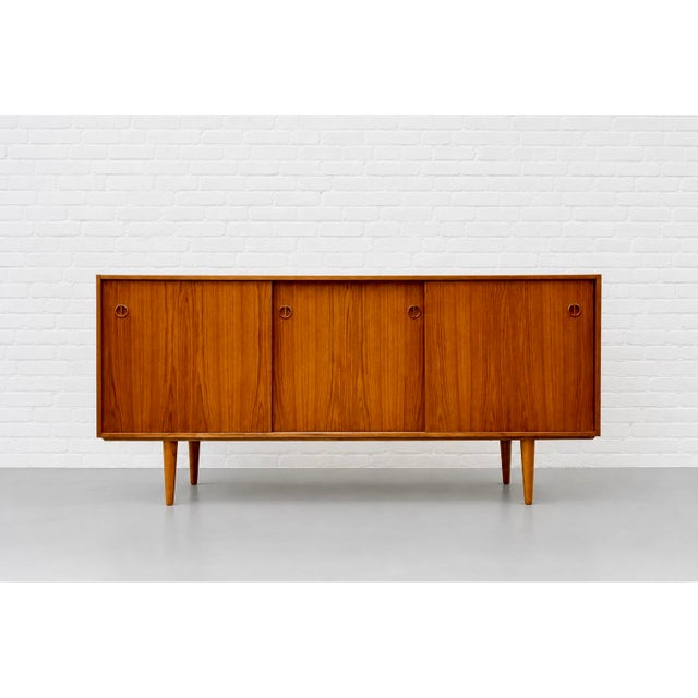Mid-Century Modern Long Mid Century Modern Teak Credenza | Danish Sliding Door Sideboard, C. 1960's For Sale - Image 3 of 13
