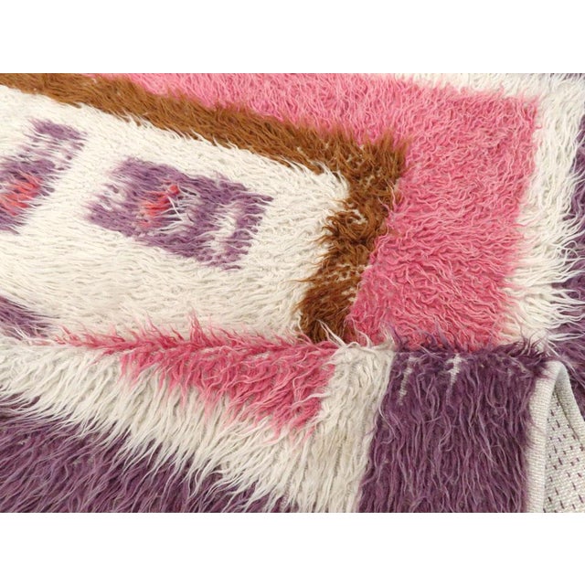 Galerie Shabab Collection Mid-20th Century Handmade Turkish Tulu Accent Rug For Sale - Image 9 of 10