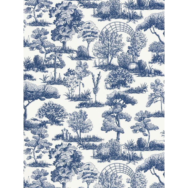 This hand-penned quiet garden scene gives classic toile a fresh look. Proudly printed at the Scalamandré Press in eleven...