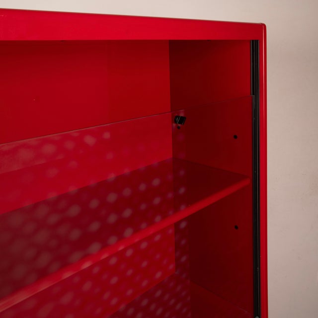 Double-Face Rotating Bookcase / Cabinet in Red Lacquer by Cini Boeri for Arflex, 1980 For Sale - Image 17 of 18