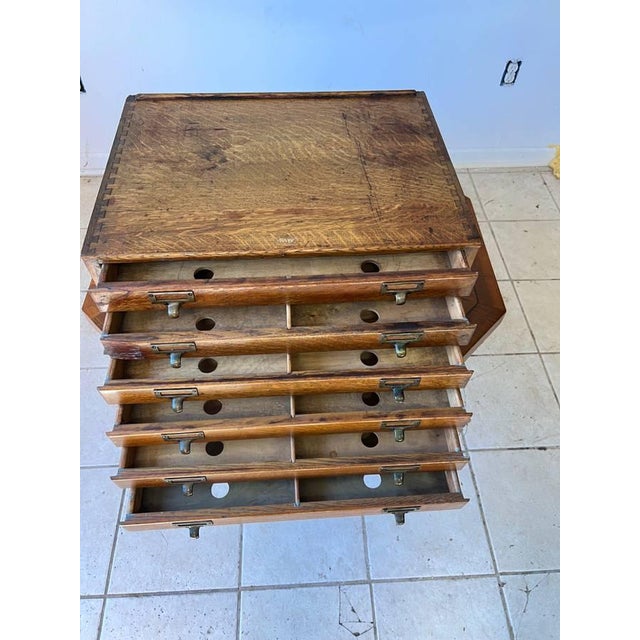 Early 20th Century Antique Oak 6 Drawers Plan Chest. By Macey. For Sale - Image 12 of 17