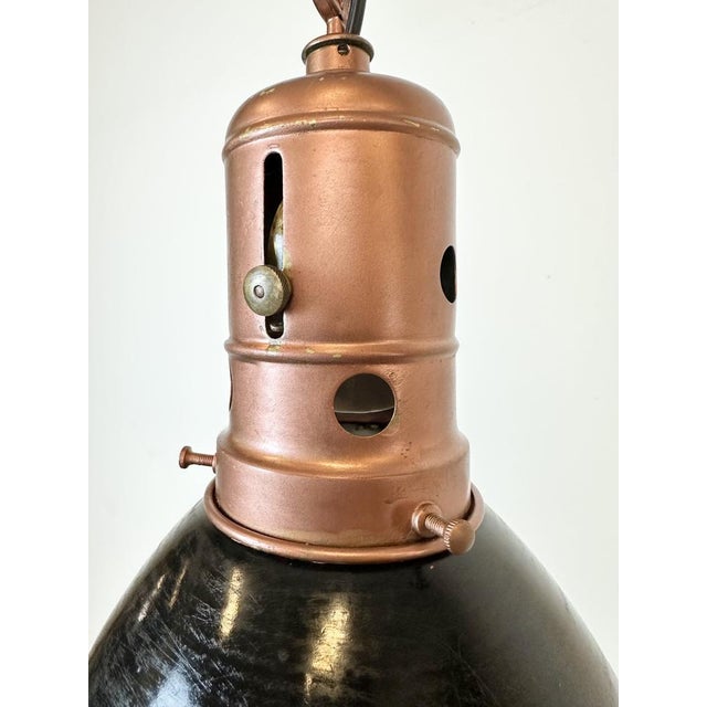Industrial Italian Black Enamel Factory Lamp with Iron Top, 1950s For Sale - Image 6 of 18