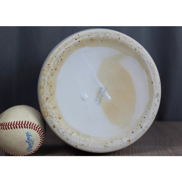 Late 20th Century Chinese Porcelain Hand Painted Floral Umbrella Stand For Sale - Image 6 of 12