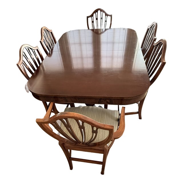Vintage Thomasville Chair Company Mahogany Duncan Phyfe-Stye Dining Room Table and Chairs For Sale