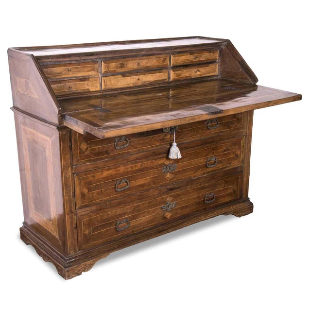 Antique Walnut Marche Bureau, 1700s For Sale - Image 10 of 10