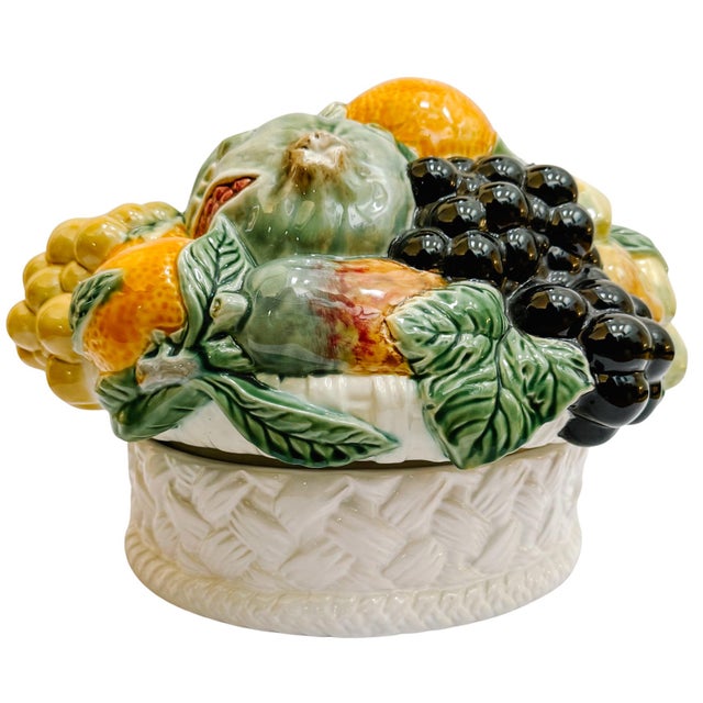 Bordallo Pinheiro Vintage Bordallo Pinheiro Majolica Fruit Basket Centerpiece Tureen For Sale - Image 4 of 9