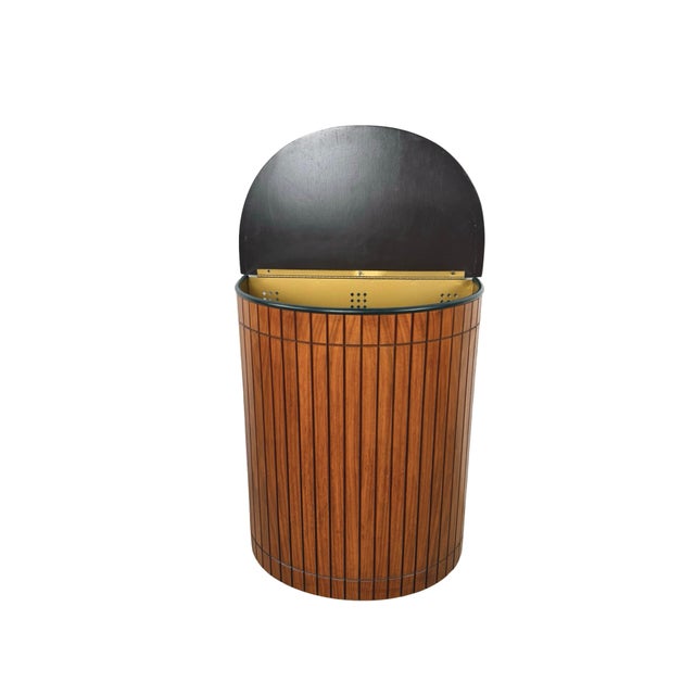 Wood Vintage Mid-Century Modern Slatted Wood Hamper, Slatted Laundry Basket For Sale - Image 7 of 14