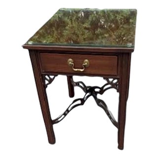 1990s Traditional Ethan Allen Wood End Table For Sale