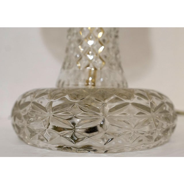 1940s Art Deco American Mushroom Form Pressed Crystal Leaded Table Lamp For Sale - Image 10 of 13