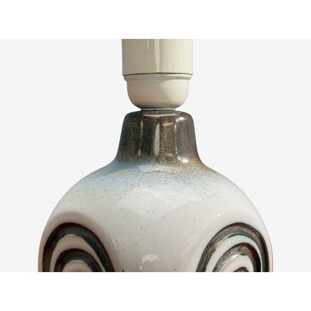 Bruno Karlsson, Table Lamp, White Glazed Ceramic, Sweden, 1960s For Sale In New York - Image 6 of 8