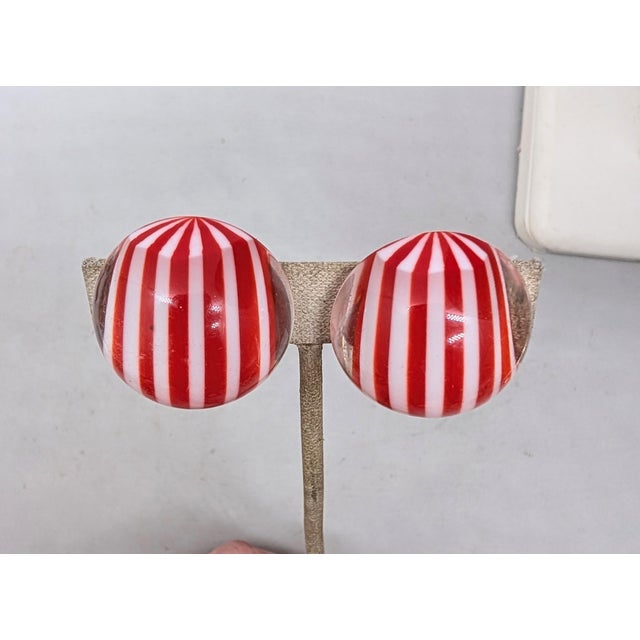 Trifari Vintage 1970s Signed Crown Trifari Round Domed Clear, Red & White Striped Clip Earrings-2 Pieces For Sale - Image 4 of 7
