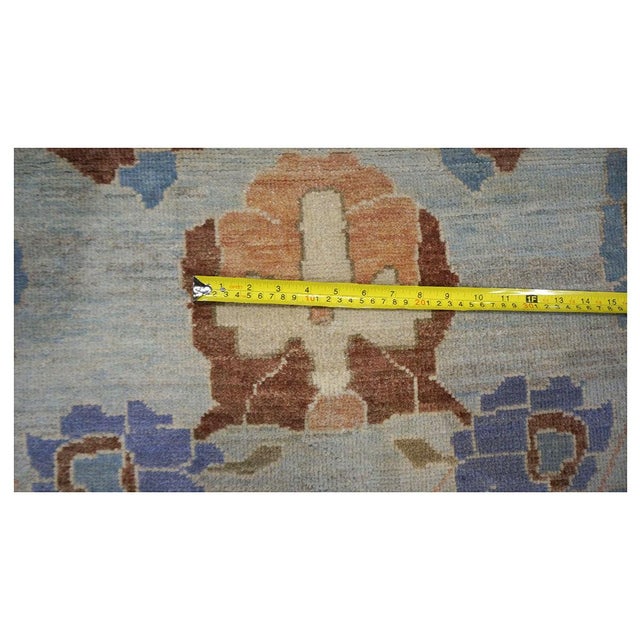 Early 21st Century Afghan Sultanabad Master Wool 11x11 Round Ivory, Light Blue & Light Orange Handmade Area Rug #1143252 For Sale - Image 5 of 9