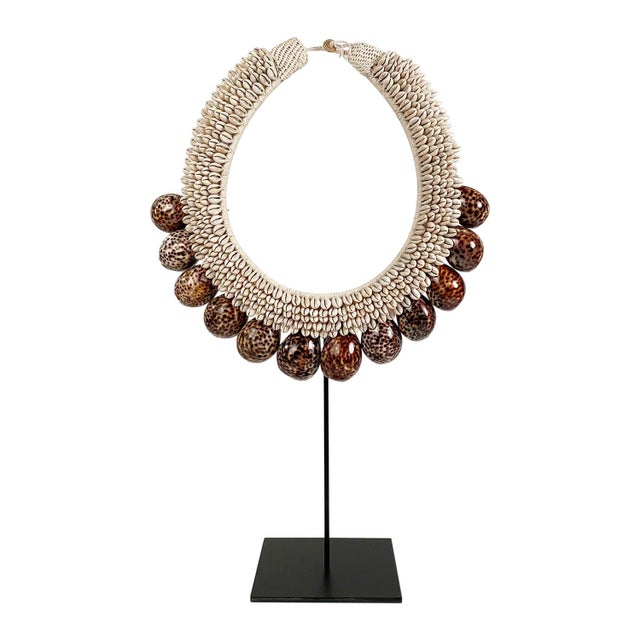 Bartio Shell Necklace For Sale - Image 4 of 4