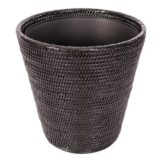 Artifacts Rattan Round Tapered Waste Basket with Metal Liner For Sale