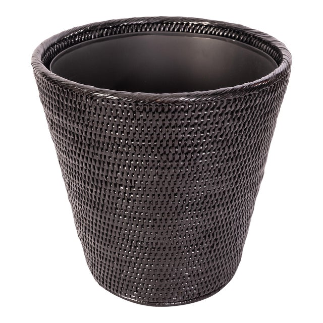 Artifacts Rattan Round Tapered Waste Basket with Metal Liner For Sale