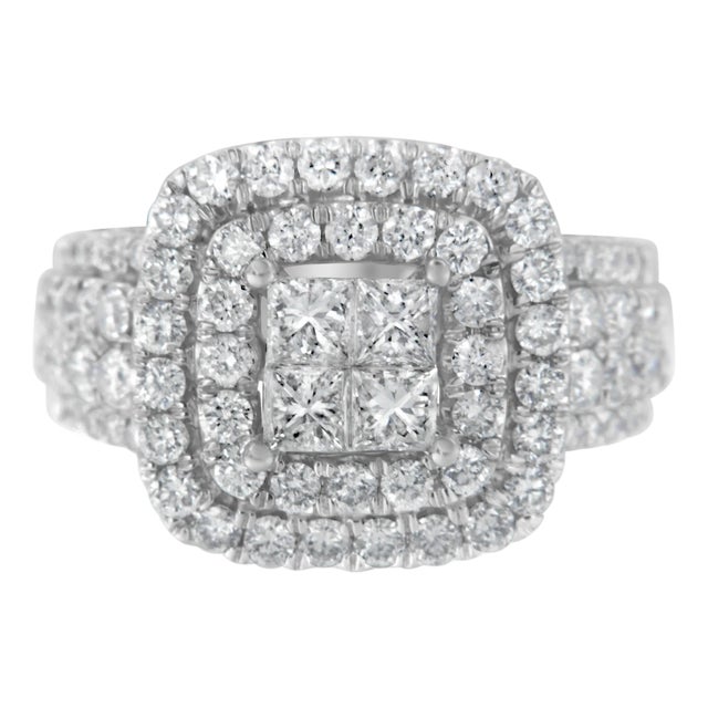 14KT White Gold Round and Princess Diamond Ring (2 1/4 cttw, H-I Color, SI1-SI2 Clarity) For Sale