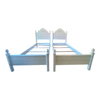 Pair of Ethan Allen French Farmhouse Country Cottage Twin Bed Frames For Sale
