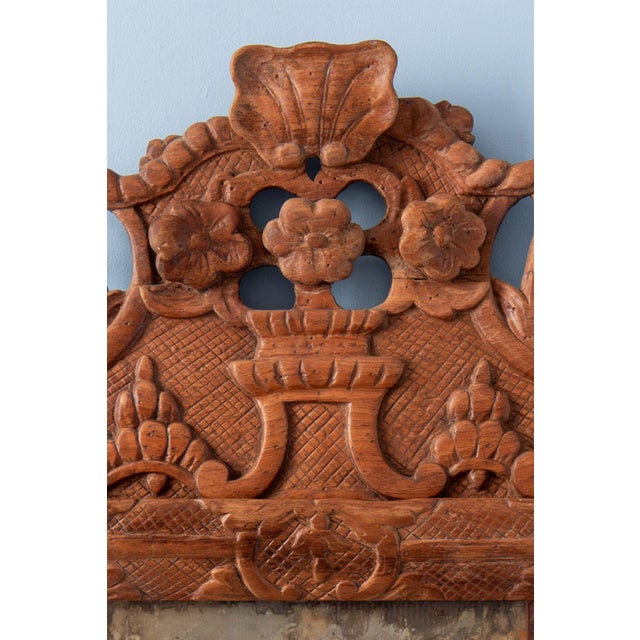 Early 18th Century French Regency Carved Wood Crested Mirror For Sale - Image 4 of 10