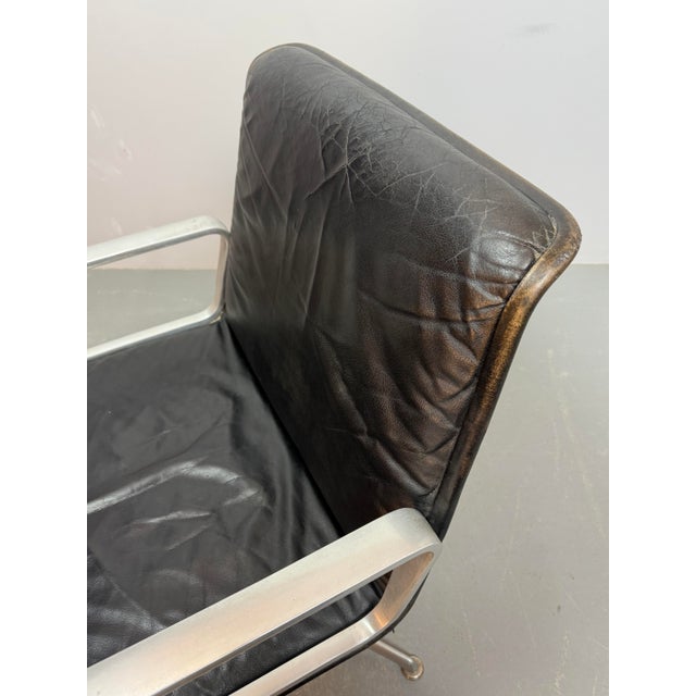 1960s Mid-Century Desk Chair with Black Leather Upholstery and Aluminium Frame from Wilkhahn, 1960s For Sale - Image 5 of 9