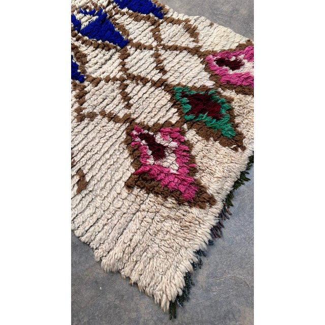 1990s Abstract Berber Rug - 4.7 X 2.4 Ft For Sale - Image 4 of 10