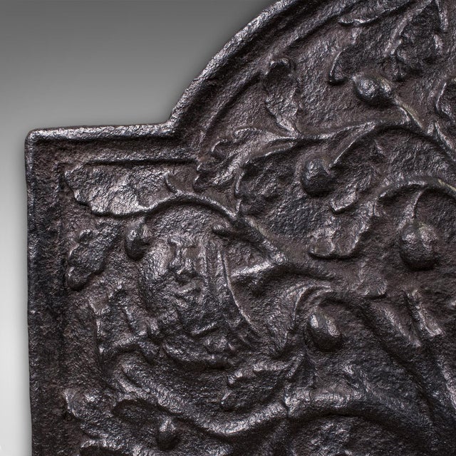 Heavy Antique Public House Fire Back, English Hearth Reflector, Georgian, c.1800 For Sale - Image 4 of 8