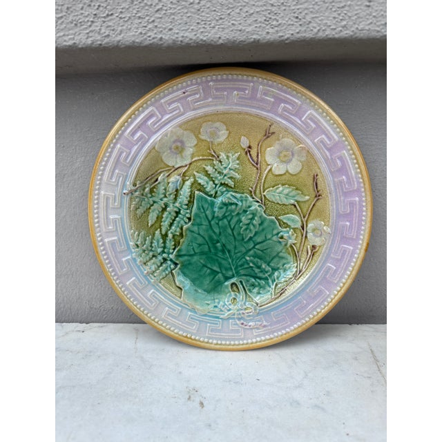 Victorian 19th Century English Majolica Leaves Plate For Sale - Image 3 of 5