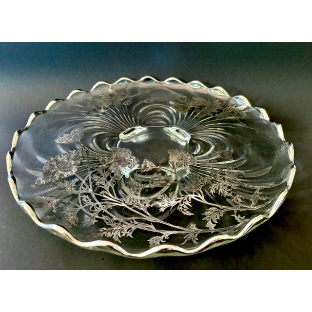 Vintage Silver Poppies Cake Plate by Silver City in the Flanders Clear Pattern, 1940s Pedestal Platter For Sale - Image 4 of 10