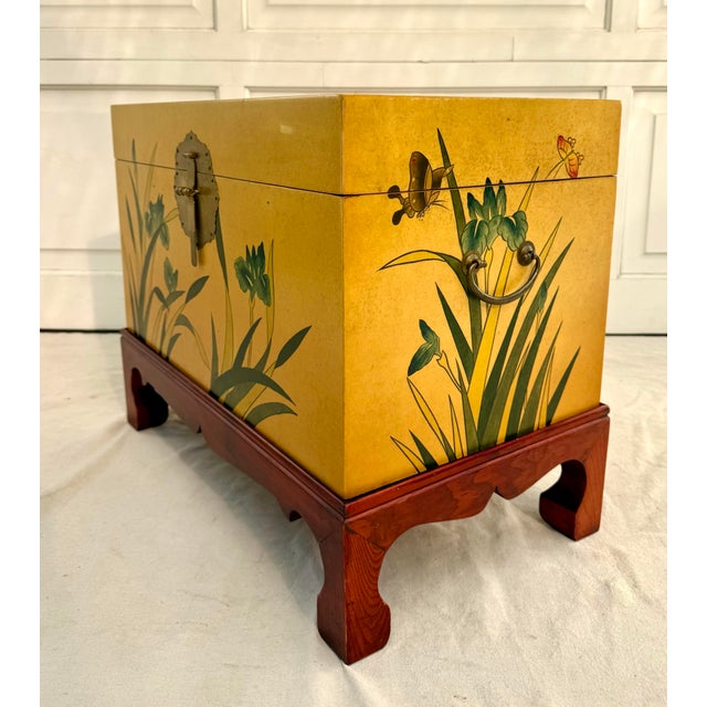 Japanese Lacquered Chest Trunk on Stand With Floral and Butterfly Motifs For Sale - Image 11 of 12