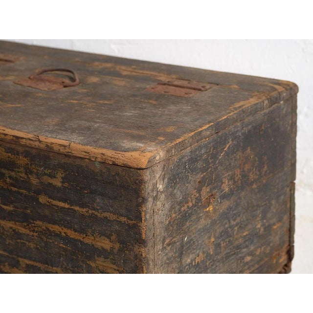 Antique Cobalt Blue Ammunition Trunk, 1900 For Sale - Image 12 of 14