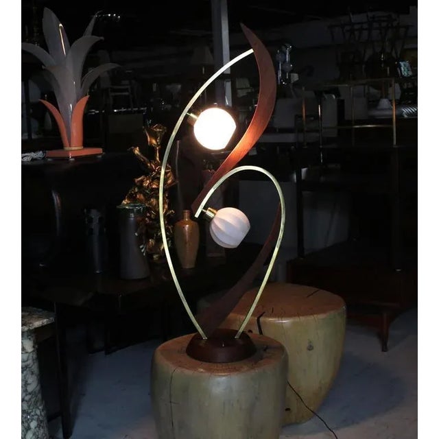 Mid-Century Modern Brass and Walnut Two Frosted Glass Globes Table Lamp For Sale - Image 9 of 11