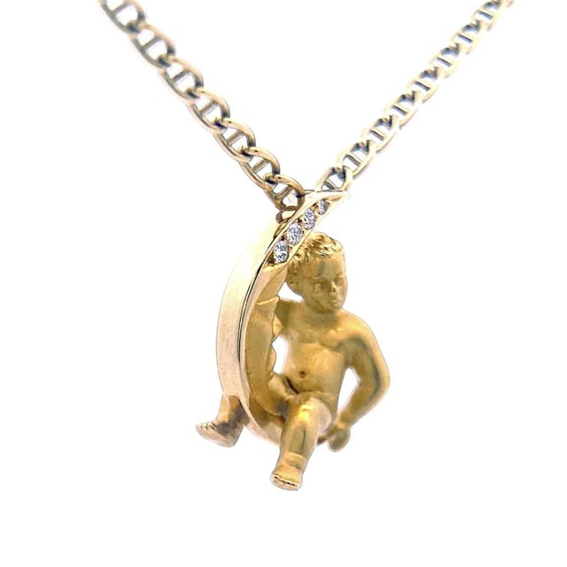 Contemporary Late 20th Century Carrera Y Carrera Diamond 18k Yellow Gold Moon Child Pendant Chain Necklace For Sale - Image 3 of 12