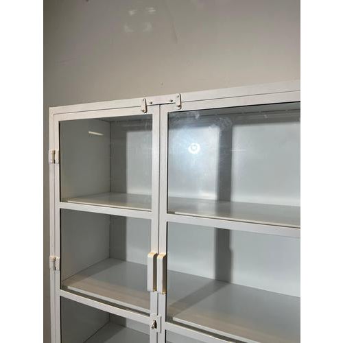 White Metal Display Cabinet from GIGA Meubel For Sale - Image 4 of 8