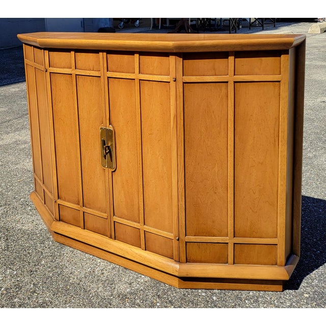 1964 Drexel Meridian Tri-Front Walnut Hall Chest by John Van Koert For Sale In Baltimore - Image 6 of 9