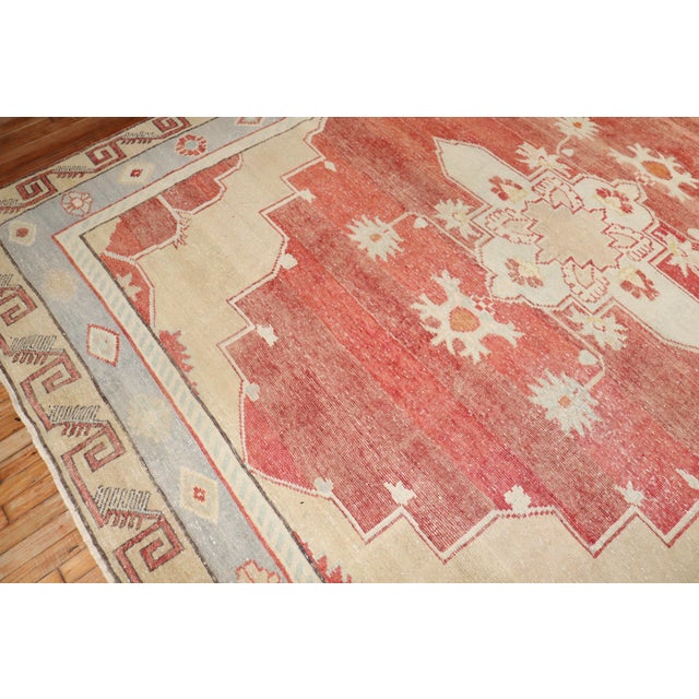 Square Size Vintage Turkish Anatolian, 9'4'' X 10'4'' For Sale In New York - Image 6 of 11