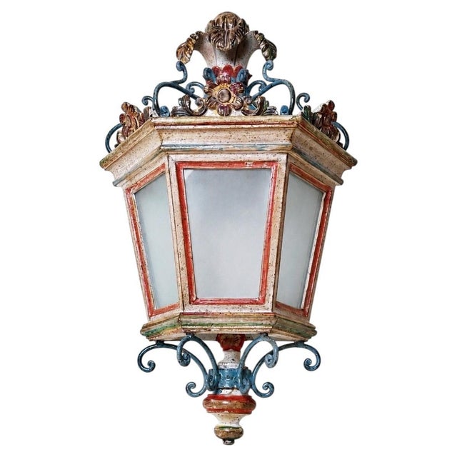 Hollywood Regency Hollywood Regency Italian Hand-Carved Lantern Wall Light, 1980s For Sale - Image 3 of 18