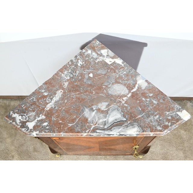 Wood Louis XV-Louis XVI Transition Corners Cabinets, Late 18th Century, Set of 2 For Sale - Image 7 of 18