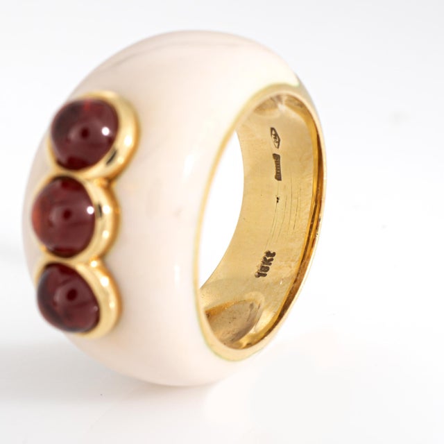 Metal Garnet Enamel Dome Ring Sz 6 Vintage 18k Yellow Gold Wide Band Estate Jewelry For Sale - Image 7 of 7