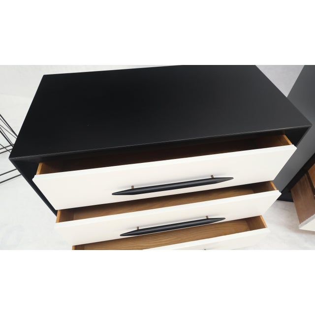 Mid-Century Modern Pair of Black & White James Mont Style Bachelor 3 Drawer Chests Mid Century MINT For Sale - Image 3 of 15