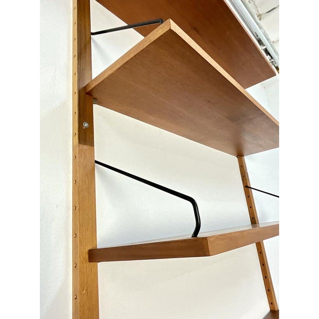 Mid-Century Danish Royal Shelving System in Teak by Poul Cadovius for Cado, Denmark, 1960s, Set of 8 For Sale - Image 10 of 18