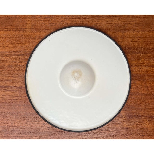 Mid-Century Modern Red Enamel Cast Iron Pot with Teak Handle by Timo Sarpaneva for Rosenlew of Finland, 1960s For Sale - Image 16 of 18